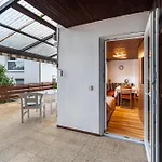 Ferienhaus Albert ビュール