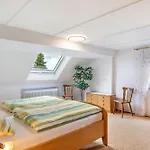Ferienhaus Albert דירה
